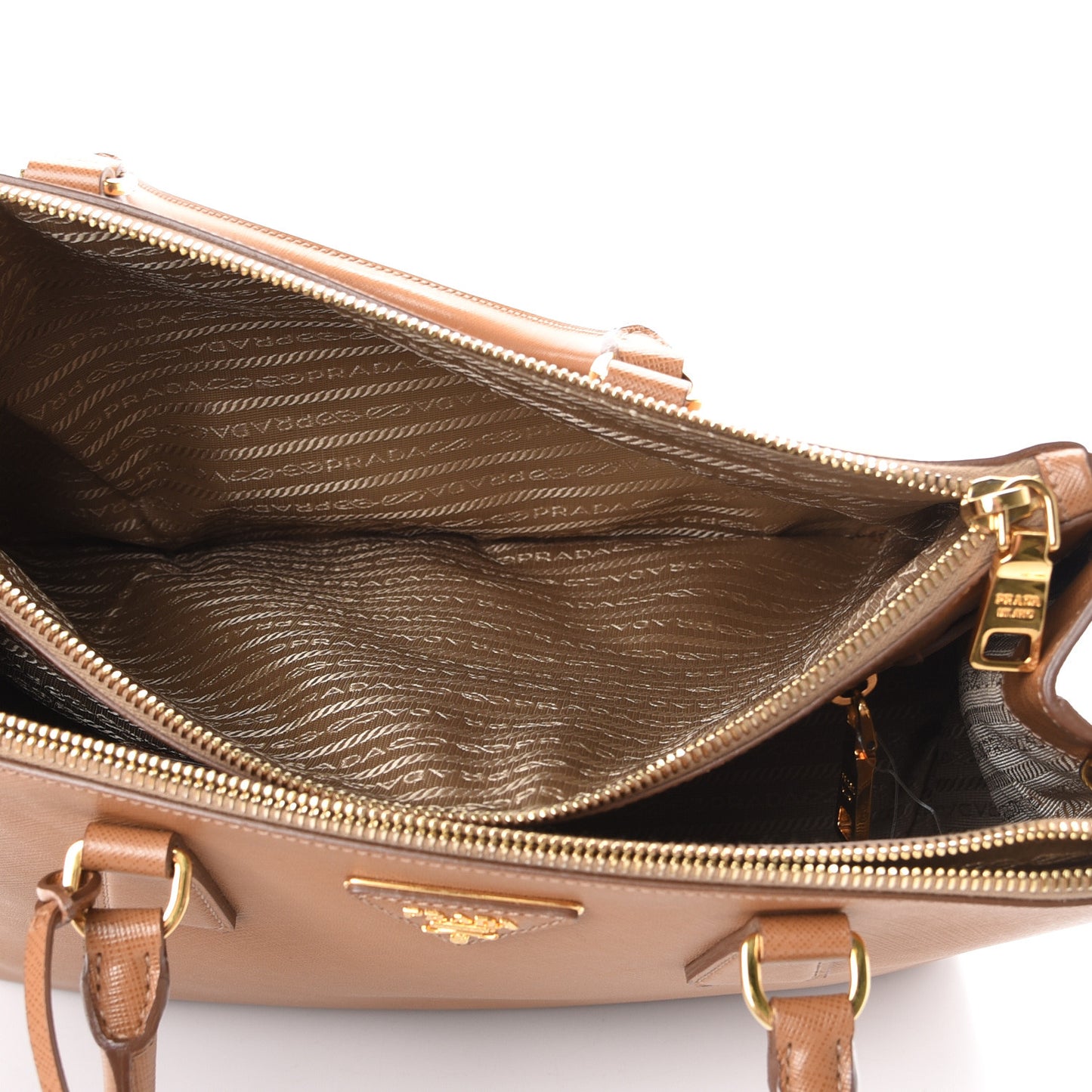 Saffiano Medium Galleria Double Zip Tote Caramel
