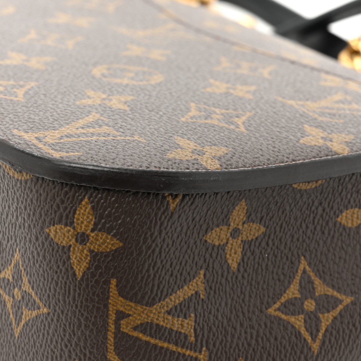 Louis Vuitton Monogram Passy 16 of 17