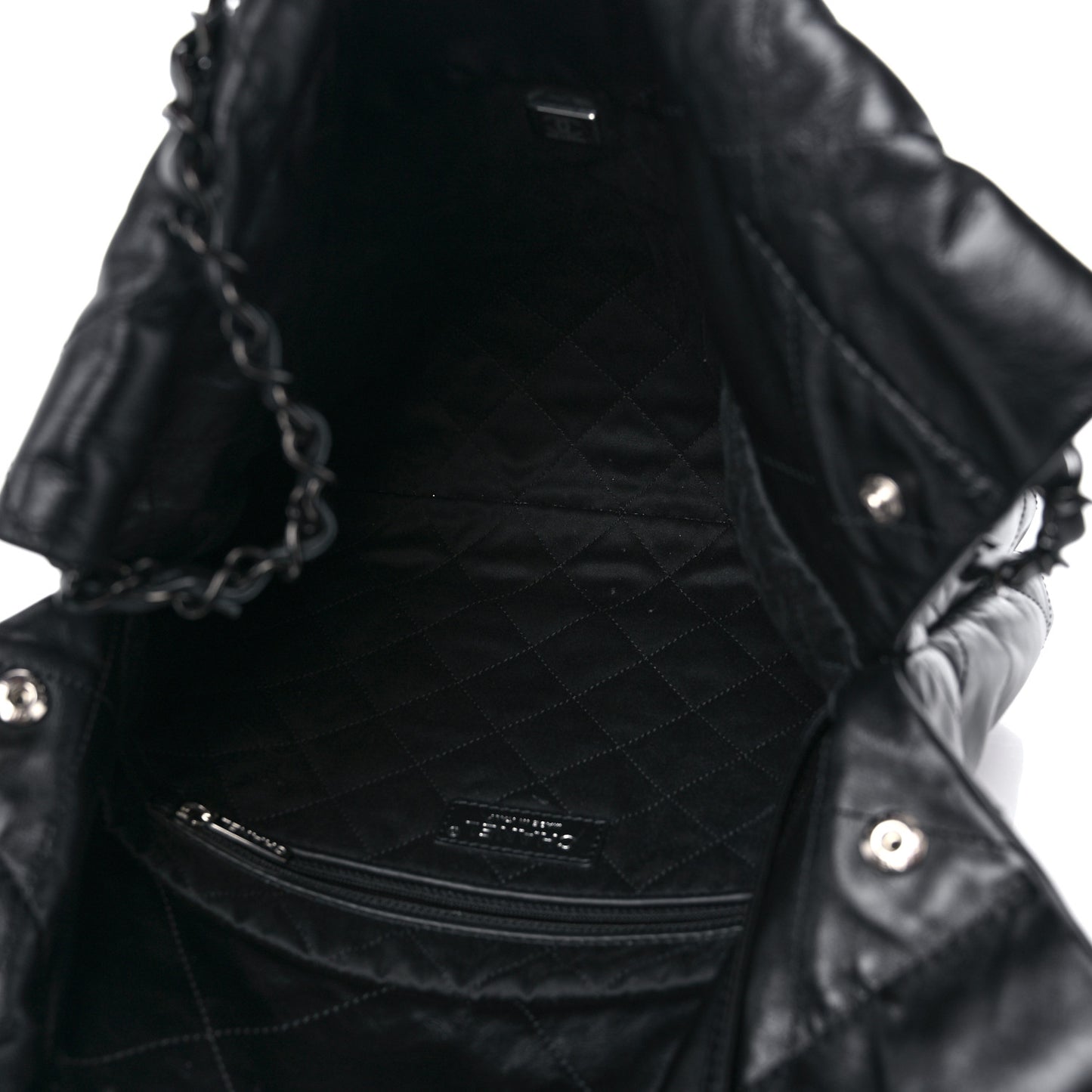 Shiny Calfskin Quilted Small Chanel 22 So Black