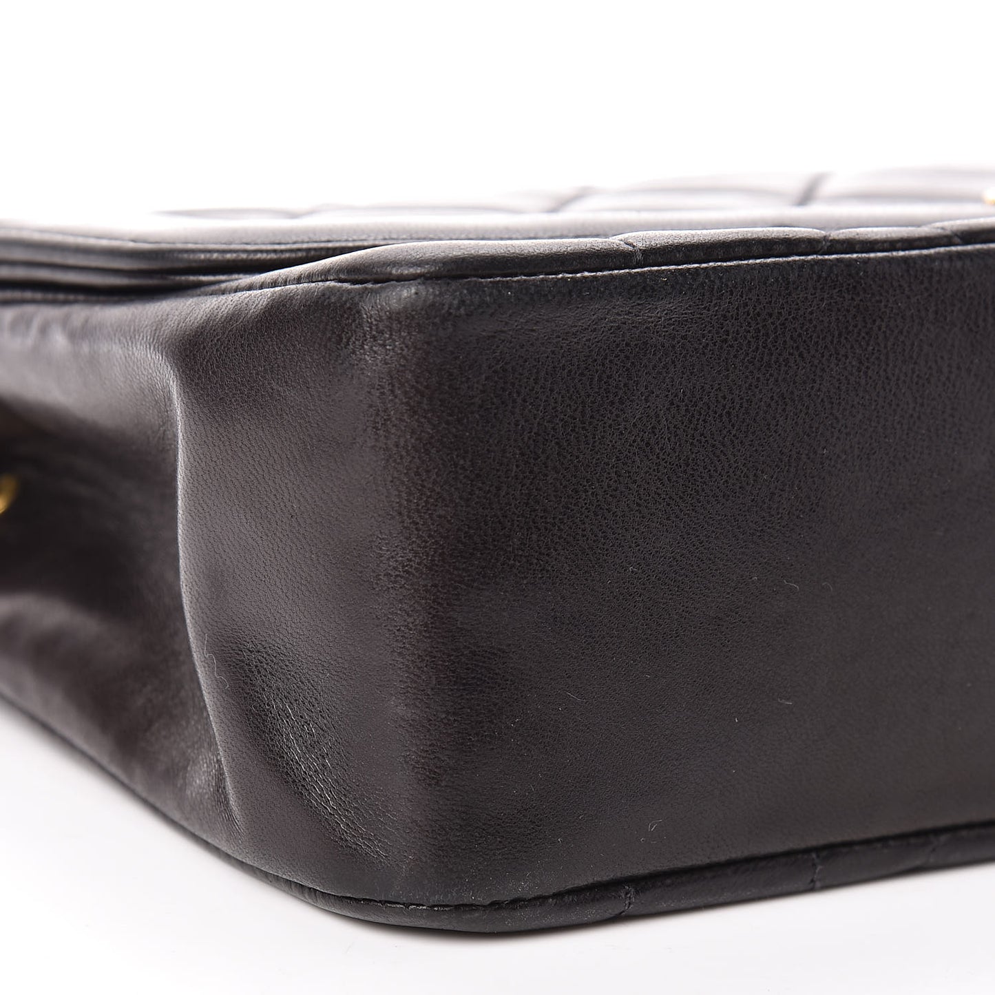 Lambskin Quilted Medium Single Flap Black