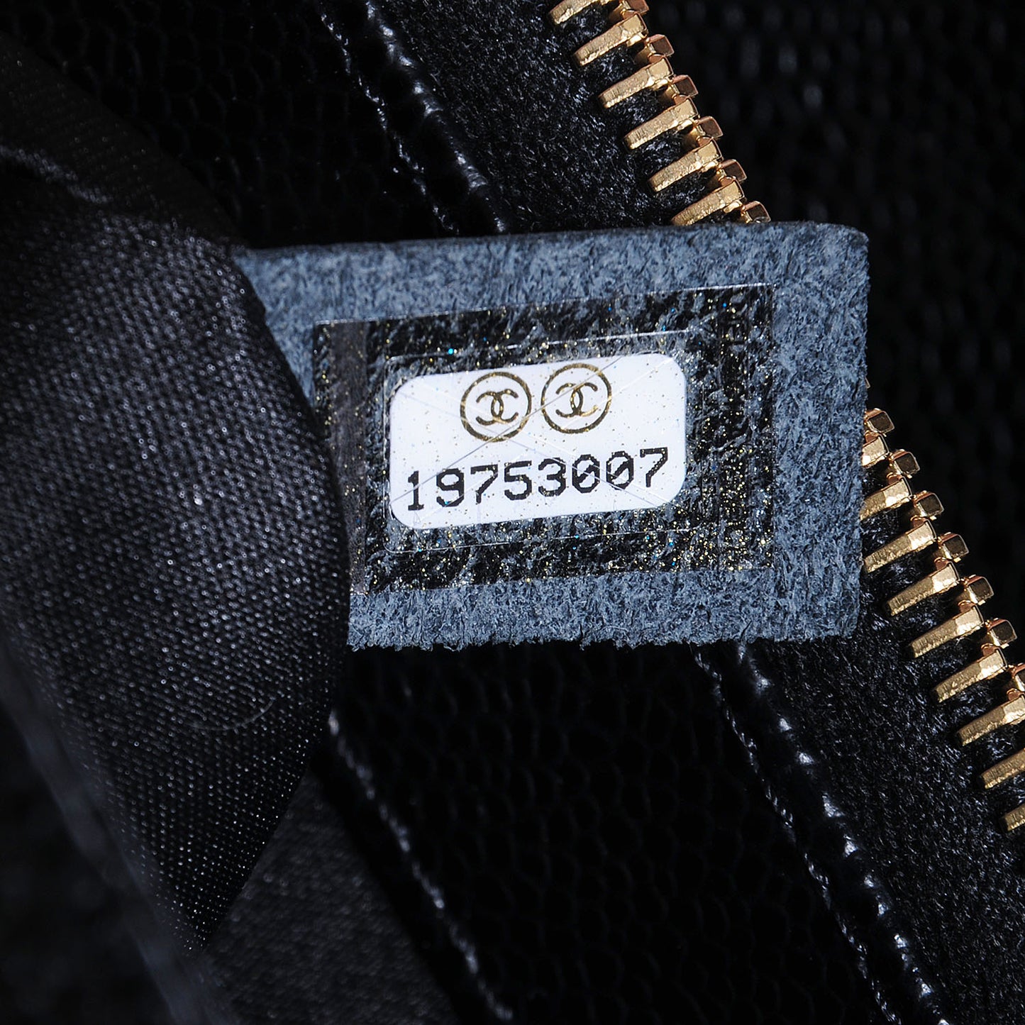 Caviar Grand Shopping Tote GST Black