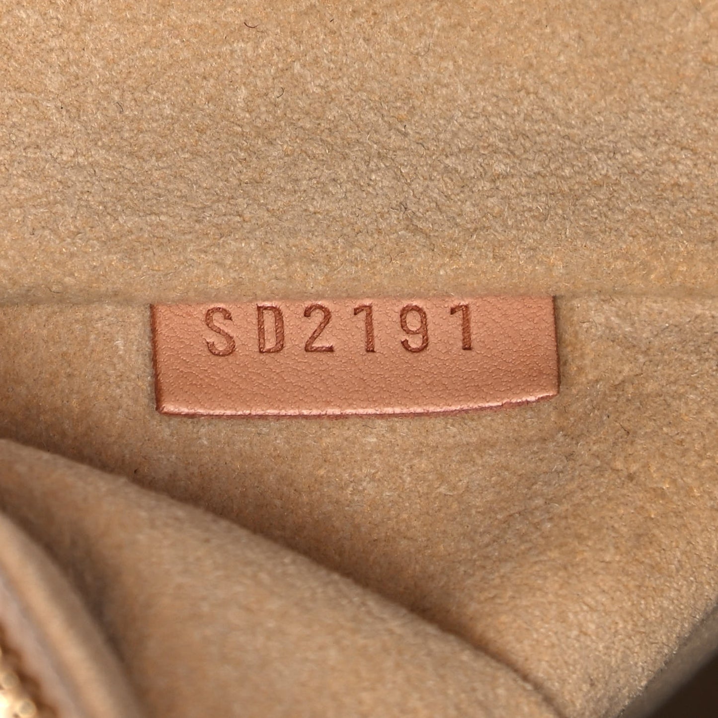 Damier Azur Evora MM