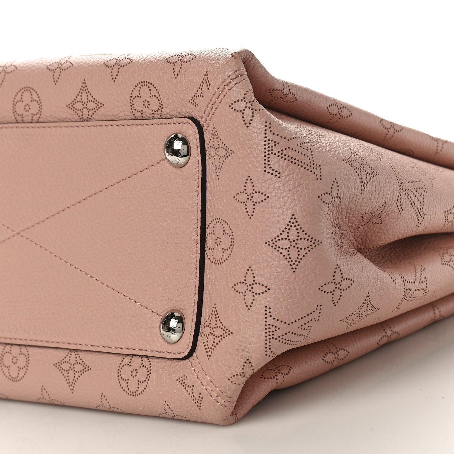 Louis Vuitton Mahina Babylone PM Magnolia 8 of 8