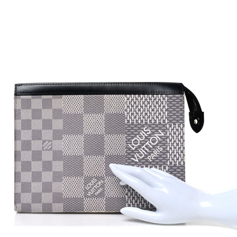 Damier Graphite 3D Pochette Voyage Antarctica
