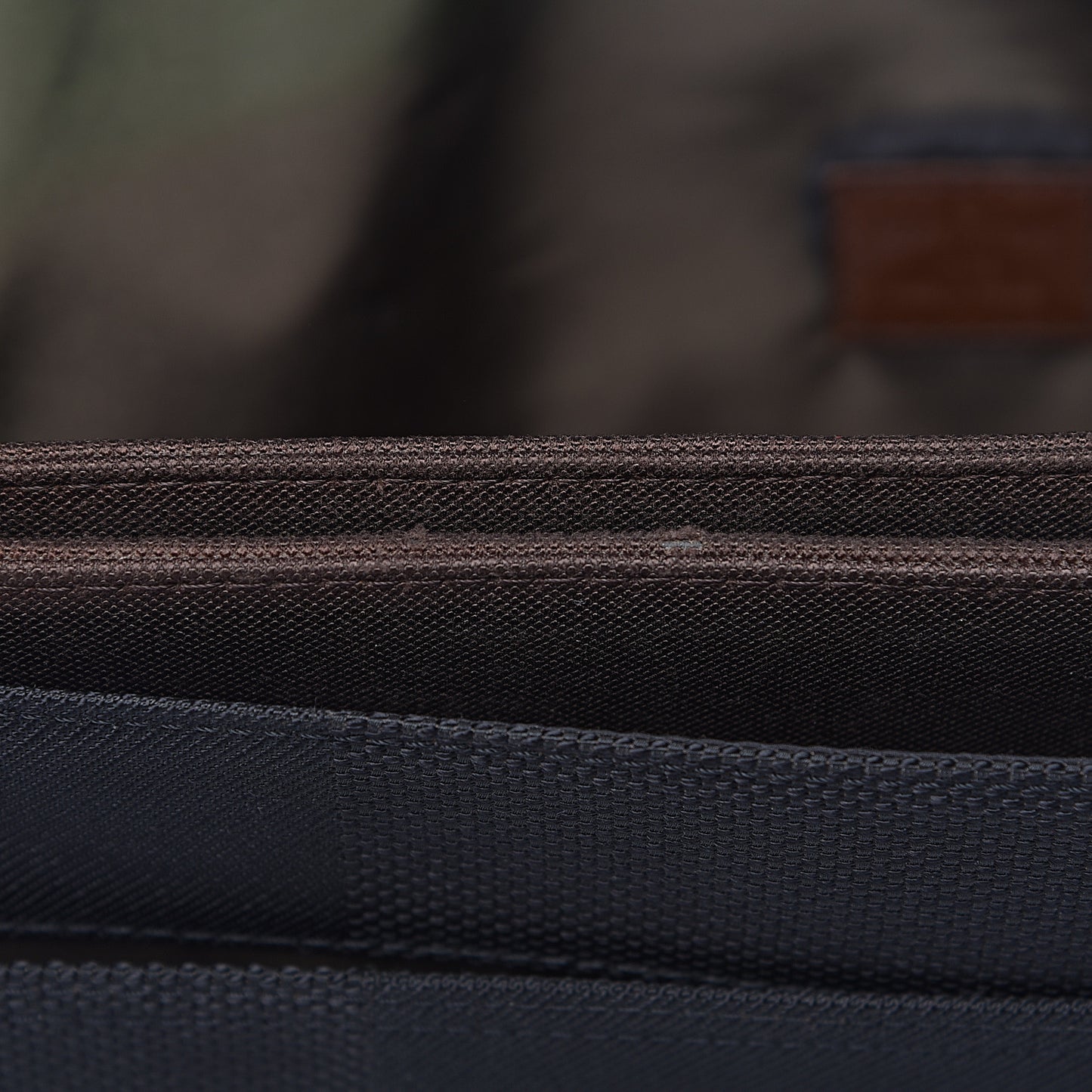 Damier Geant Messenger Bag Black