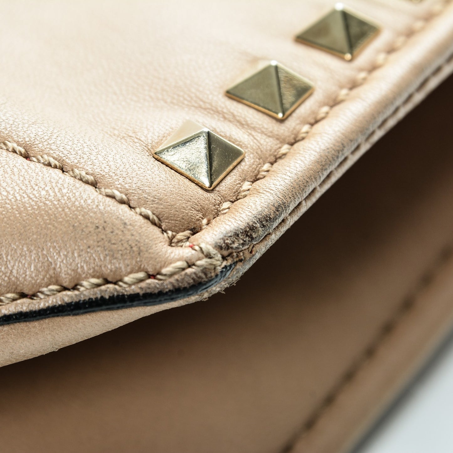 Nappa Medium Rockstud Soft Tote Nude