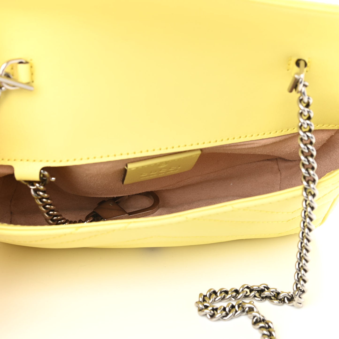 Calfskin Matelasse Super Mini GG Marmont Shoulder Bag Banana