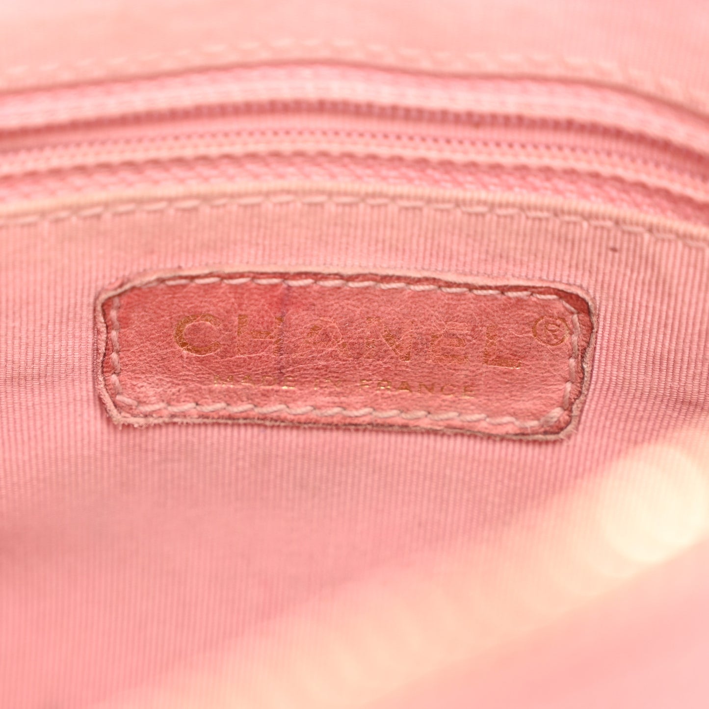 Caviar Quilted Timeless CC Shoulder Bag Pink