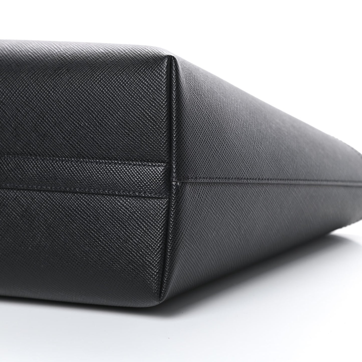Saffiano Cuir Shopping Tote Black Fuoco