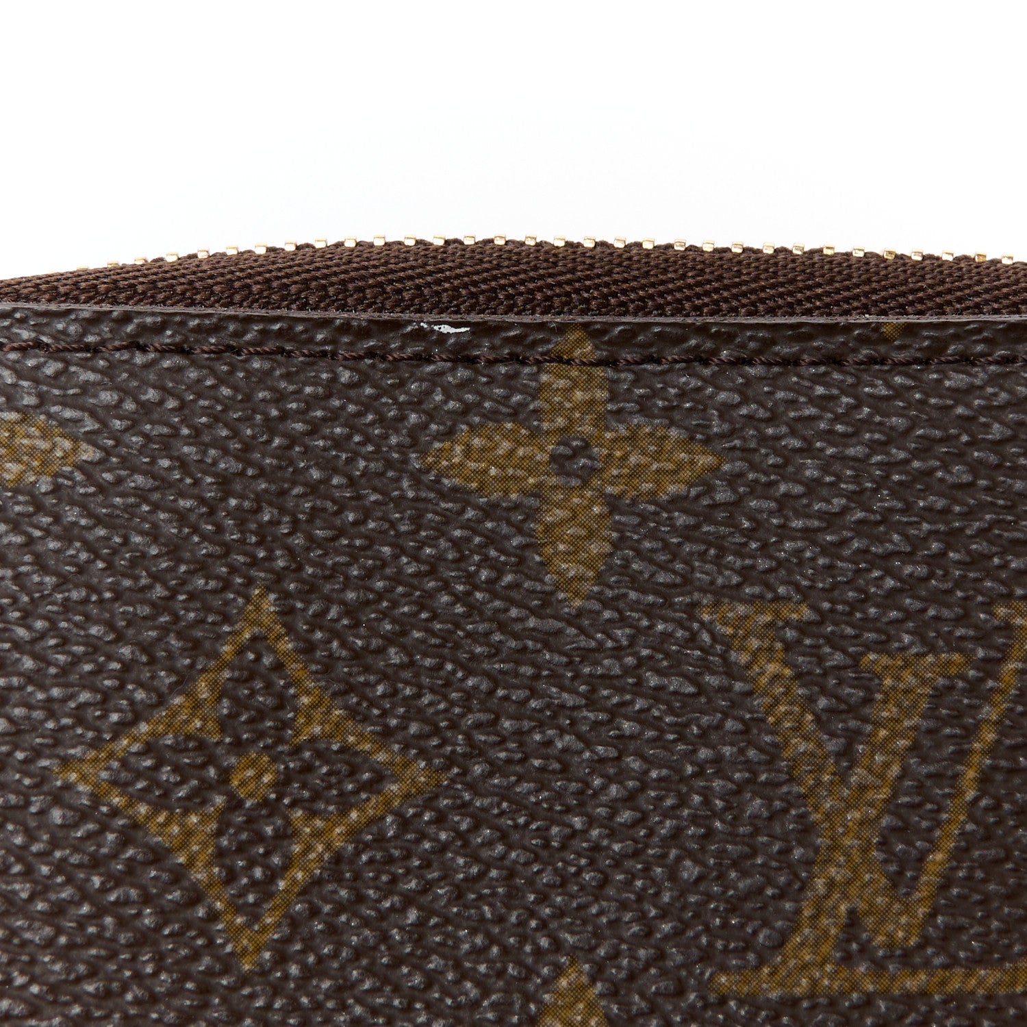 Louis Vuitton Monogram Zipped Passport Holder Wallet 1741595 Louis Vuitton Monogram Zipped Passport Holder Wallet 1741595