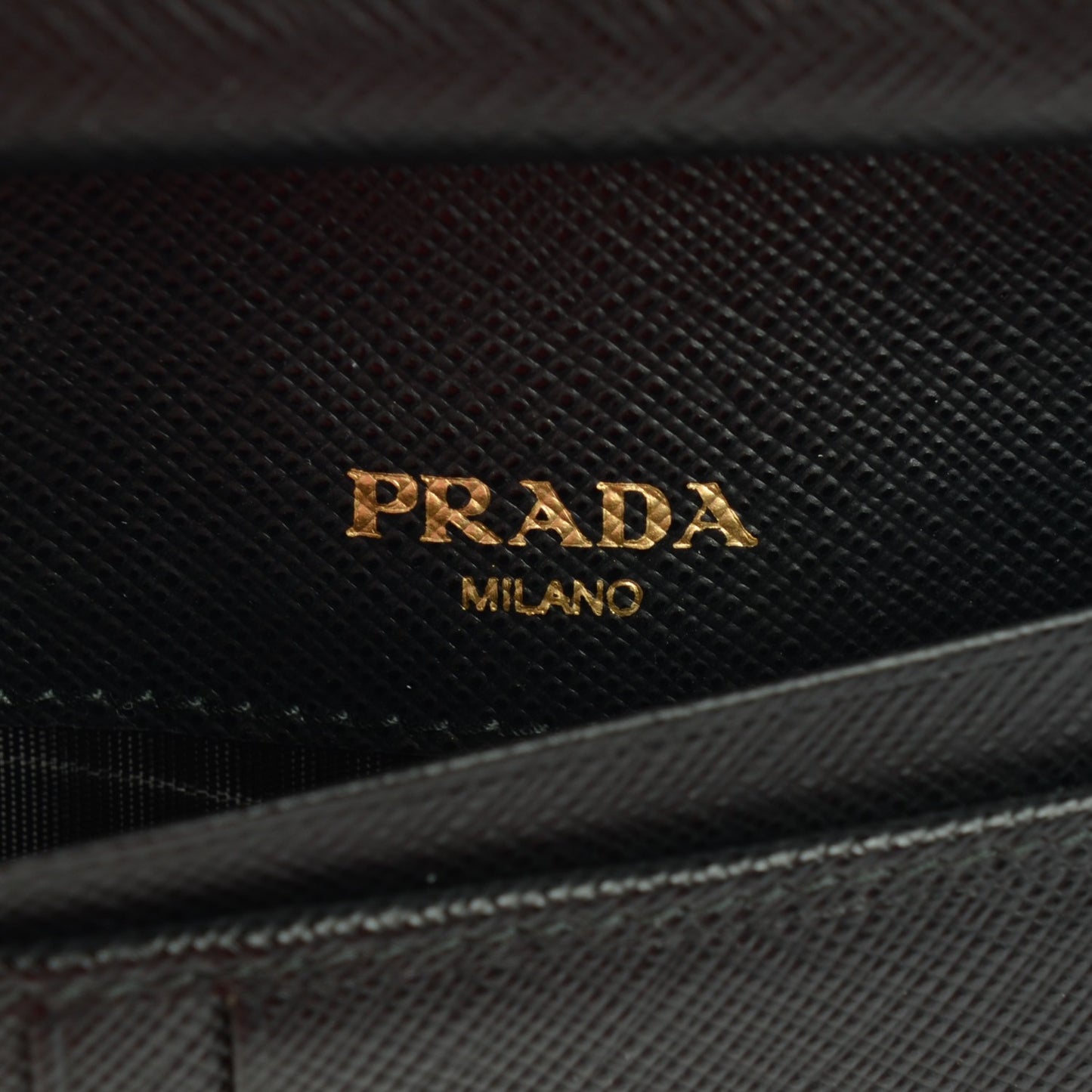 Saffiano Metal Compact Wallet Black