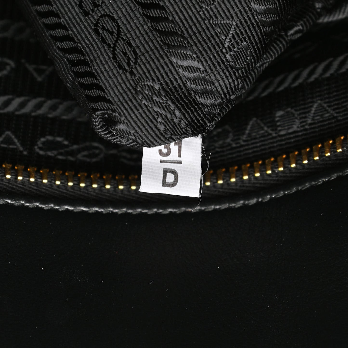 Jacquard Saffiano Triangolo Symbole Embroidered Small Tote Black Corda