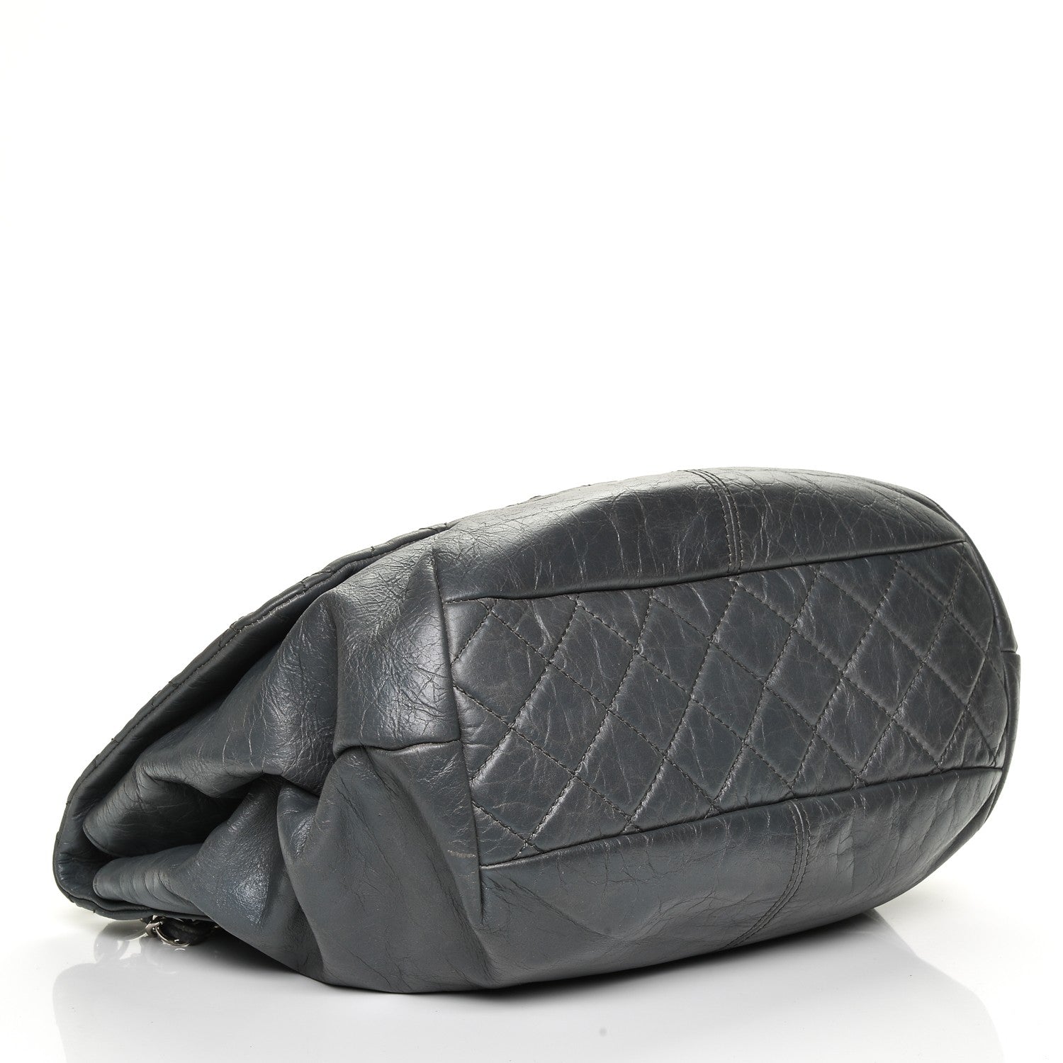 Chanel Shiny Lambskin Quilted Large Trianon Messenger Flap Grey 4 of 7