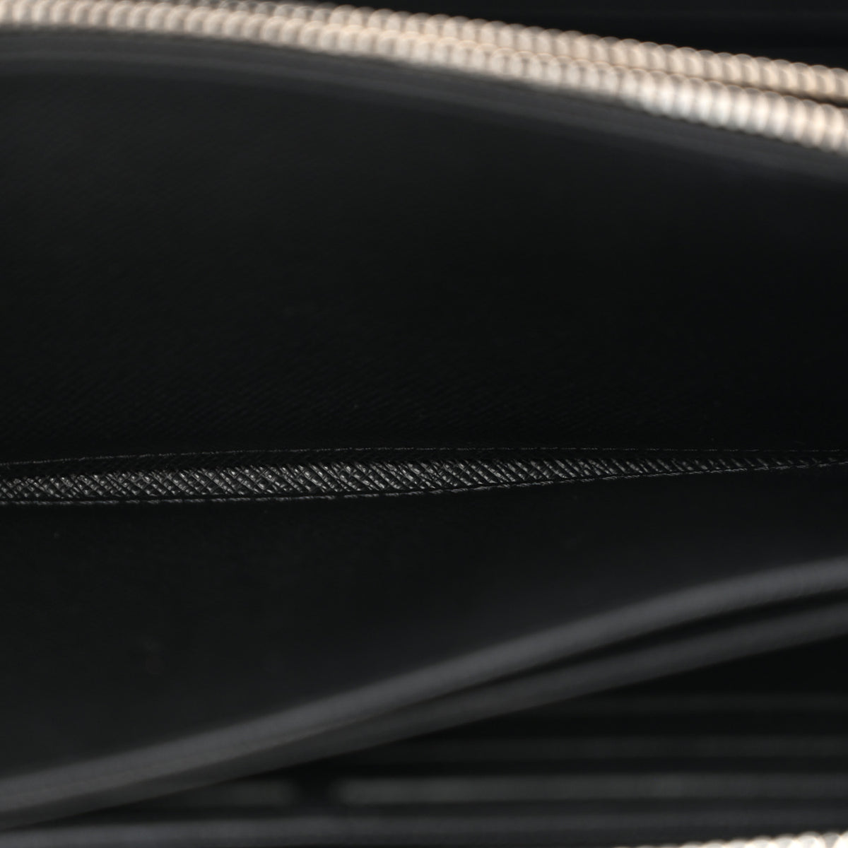 Epi Zippy Wallet Black