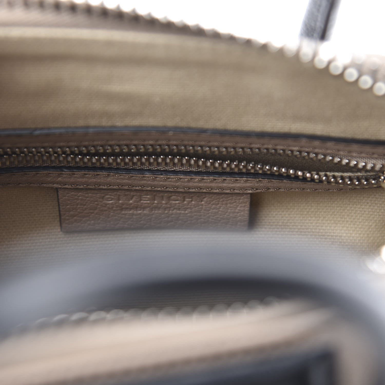 Givenchy Sugar Goatskin Mini Tri-Color Antigona Linen 8 of 10