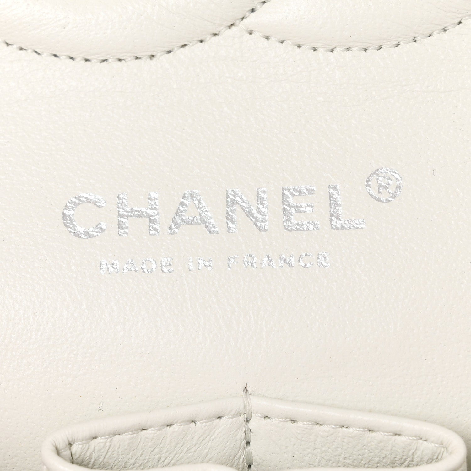 Chanel Caviar Quilted 2.55 Reissue 225 Bijoux Chain Flap White 5 of 9