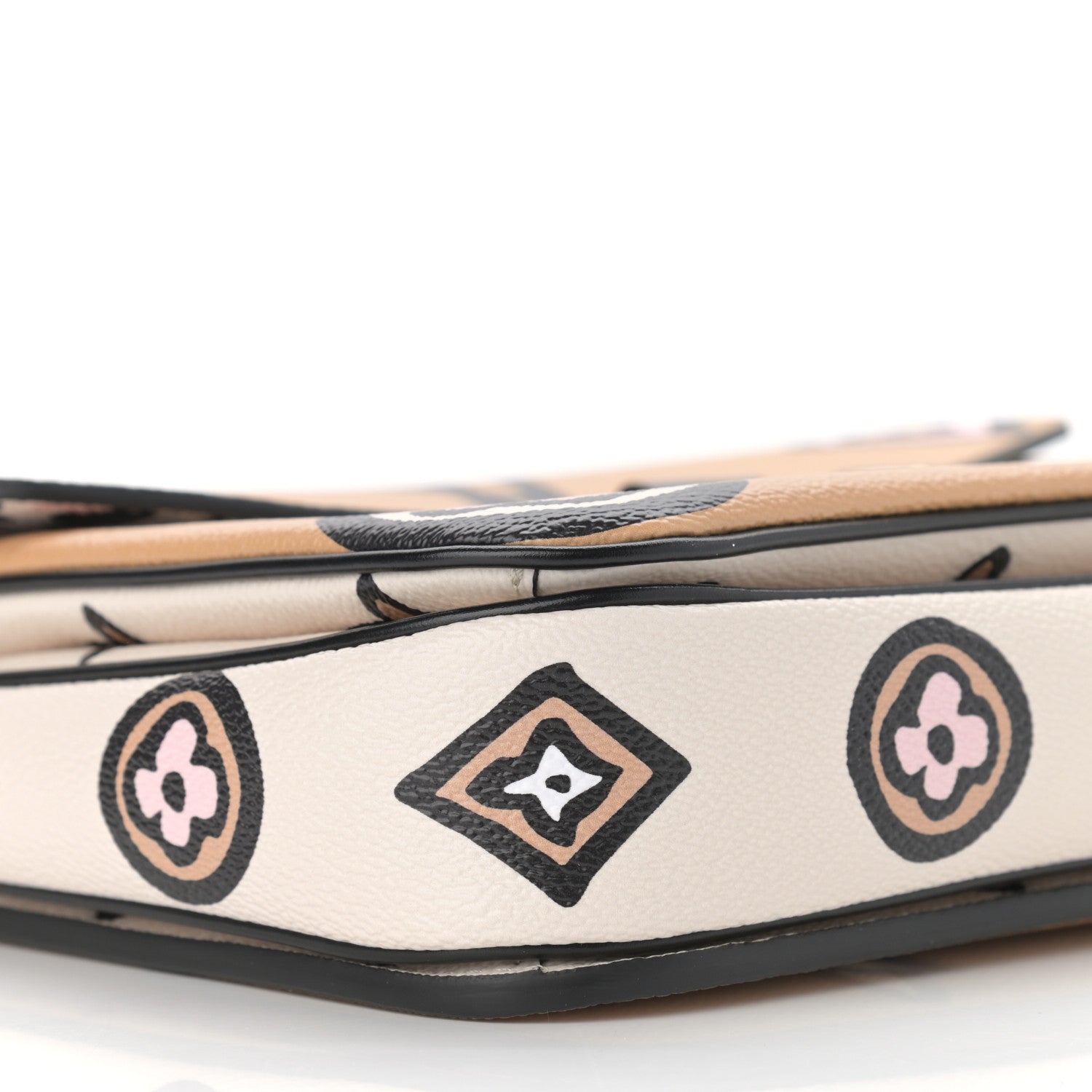 Louis Vuitton Monogram Giant Wild At Heart Pochette Metis Arizona 8 of 10