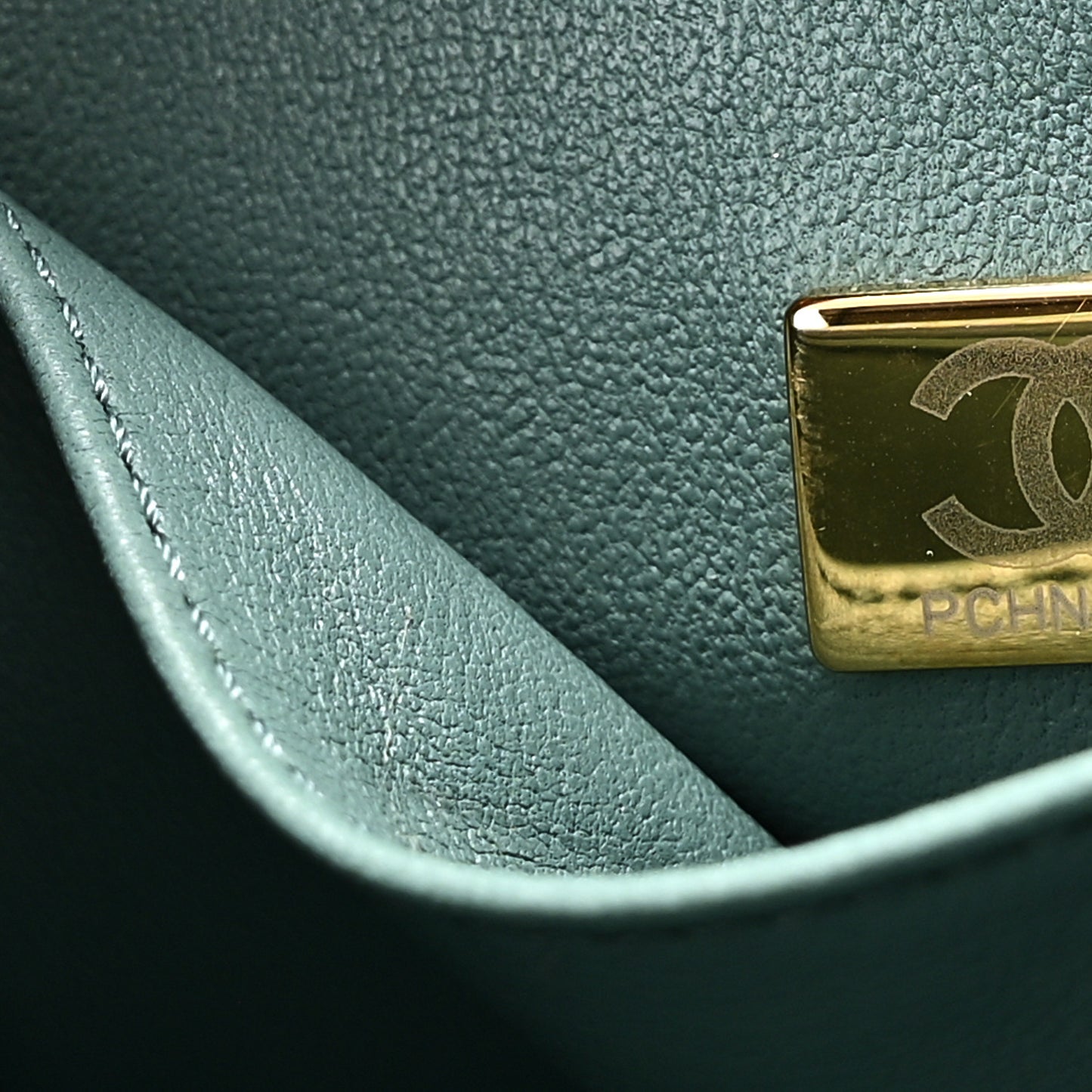 Caviar Quilted Lizard Embossed Small Coco Handle Flap Green