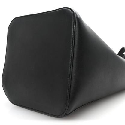 Loewe Smooth Calfskin Medium Pebble Bucket Bag Black 9 of 9