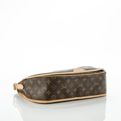 Louis Vuitton Monogram Menilmontant MM 4 of 9