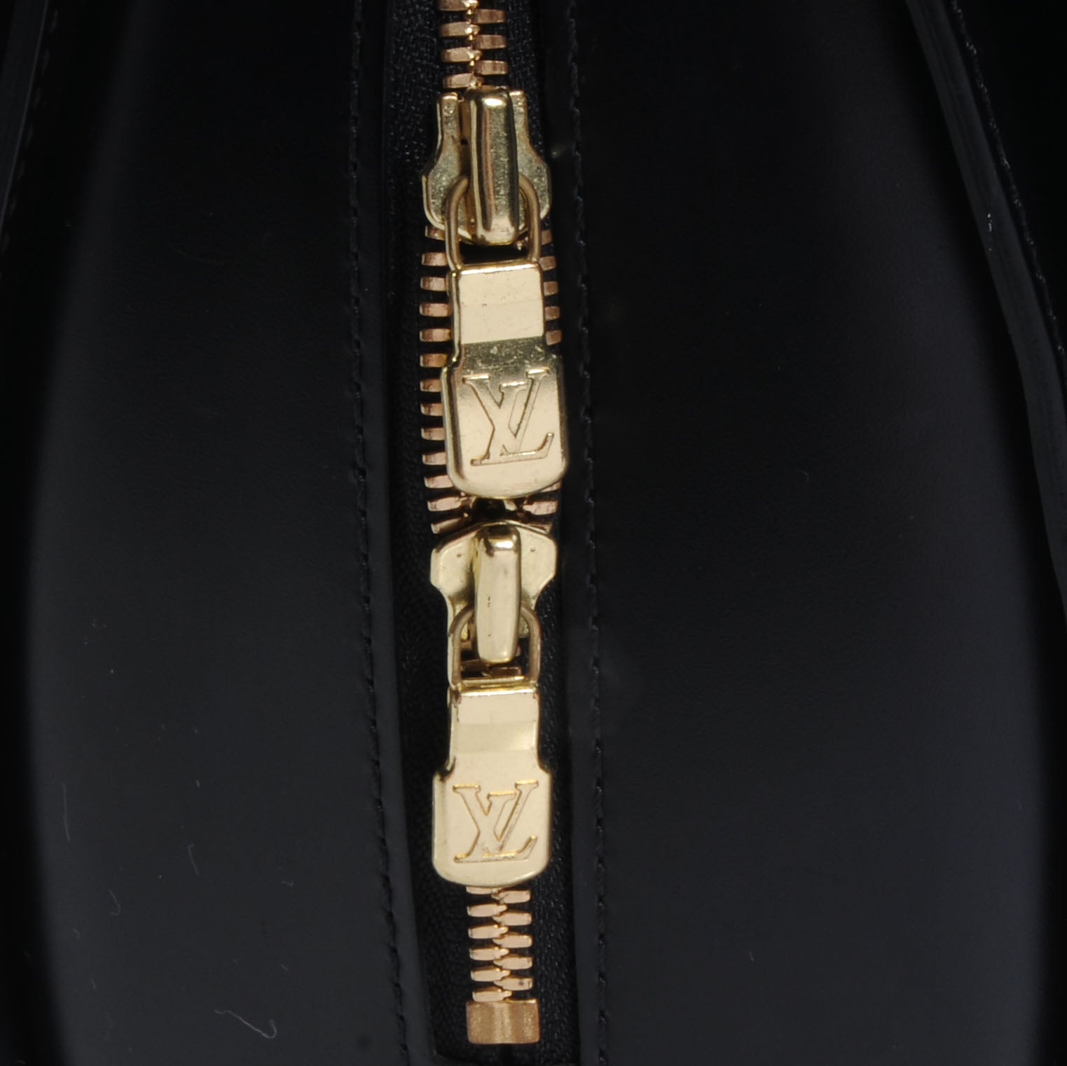Louis Vuitton Epi Pont-Neuf Black 8 of 8