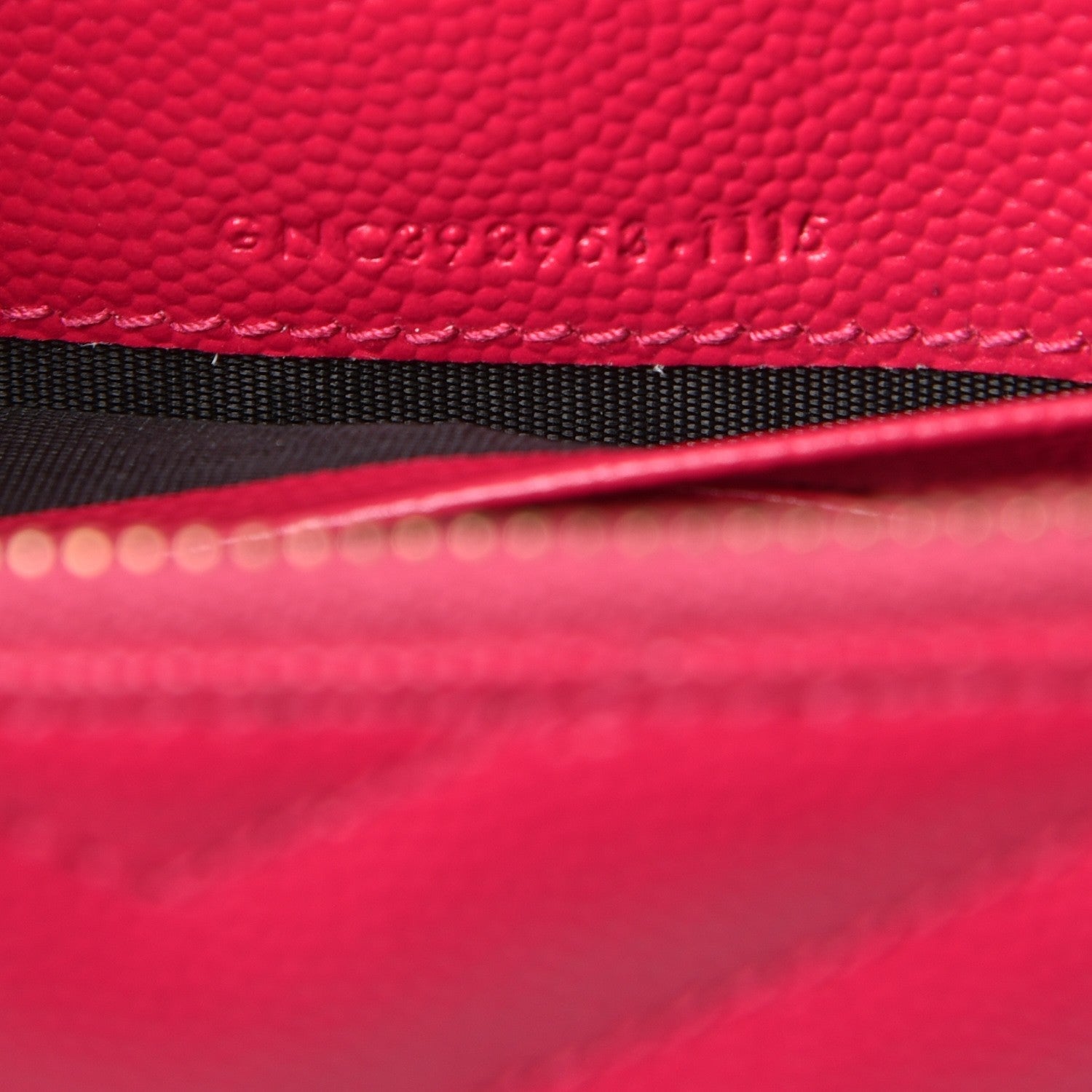 Saint Laurent Grain De Poudre Matelasse Chevron Monogram Envelope Chain Wallet Bubblegum 8 of 9