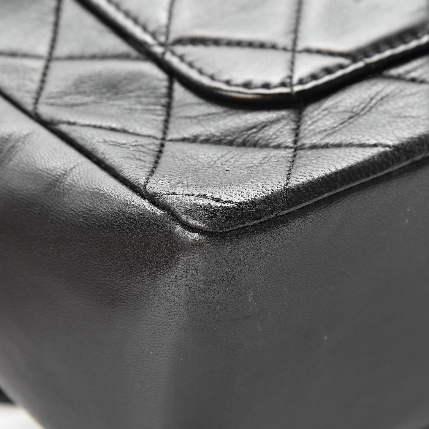 Lambskin Quilted Medium Single Flap Black