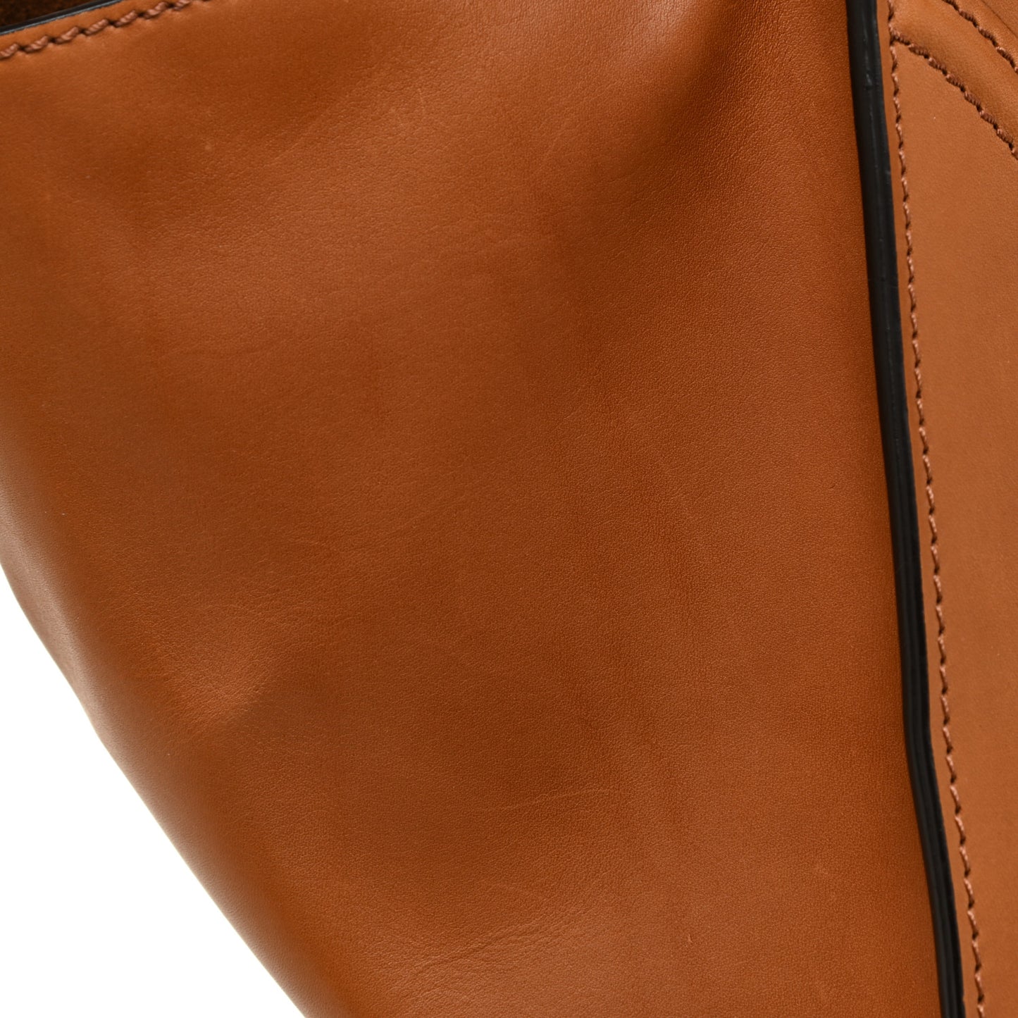 Smooth Calfskin Medium Phantom Luggage Tan