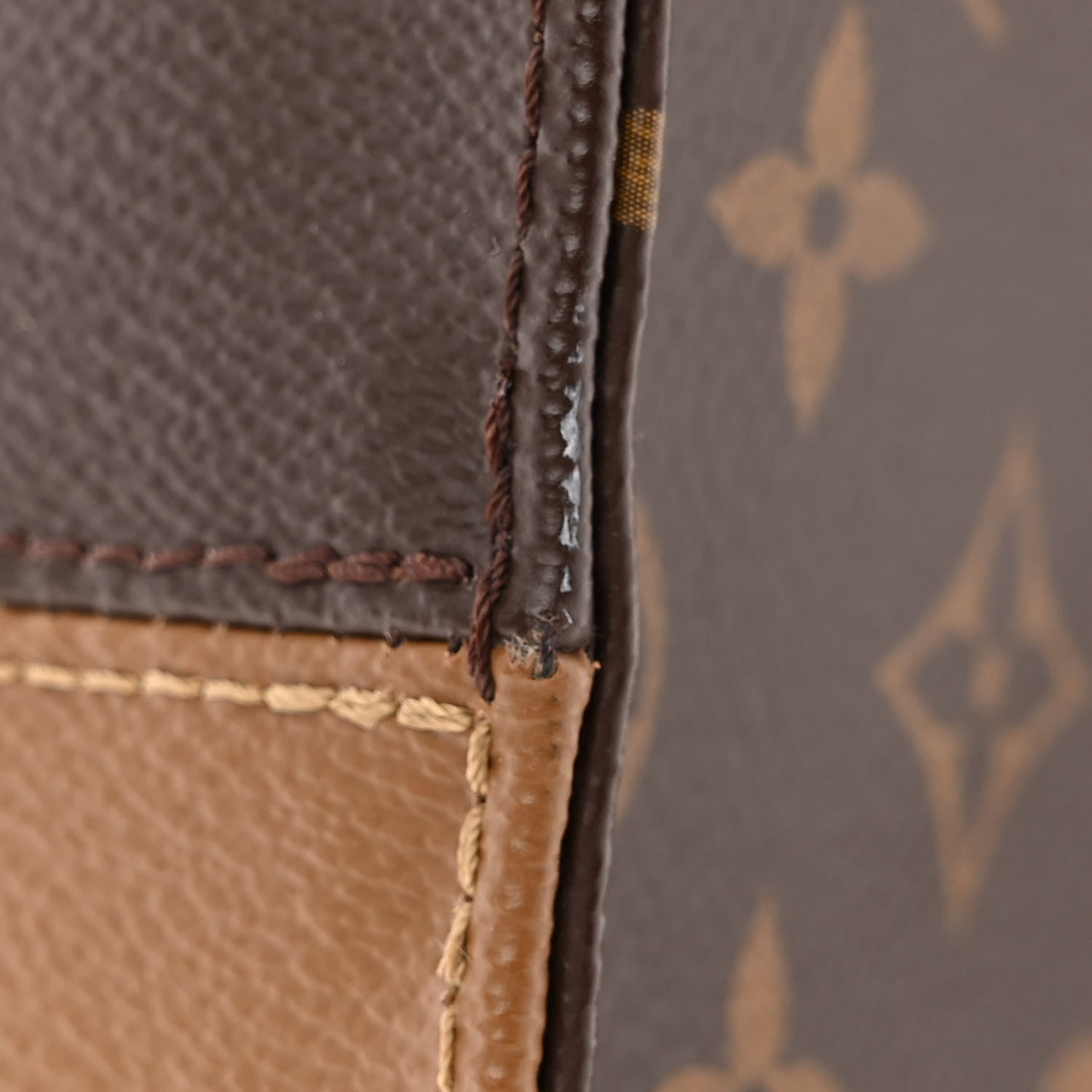 Louis Vuitton Reverse Monogram Giant Onthego MM 9 of 9