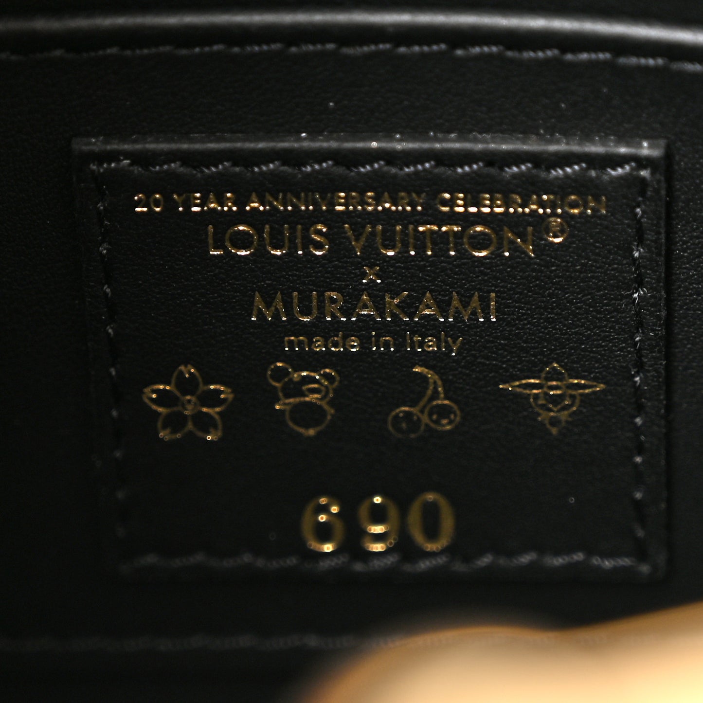 LV X TM Taurillon Superflat Capucines BB Black