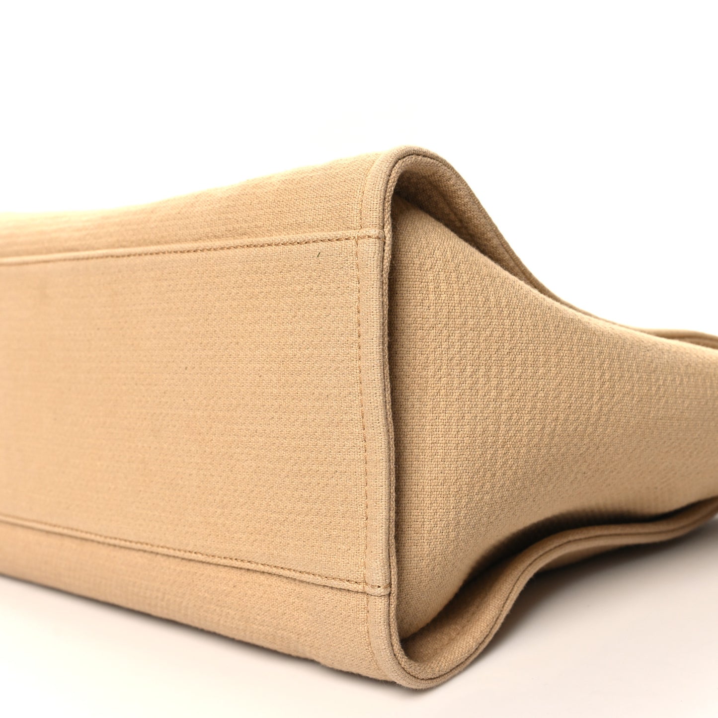 Mixed Fibers Medium Deauville Tote Beige