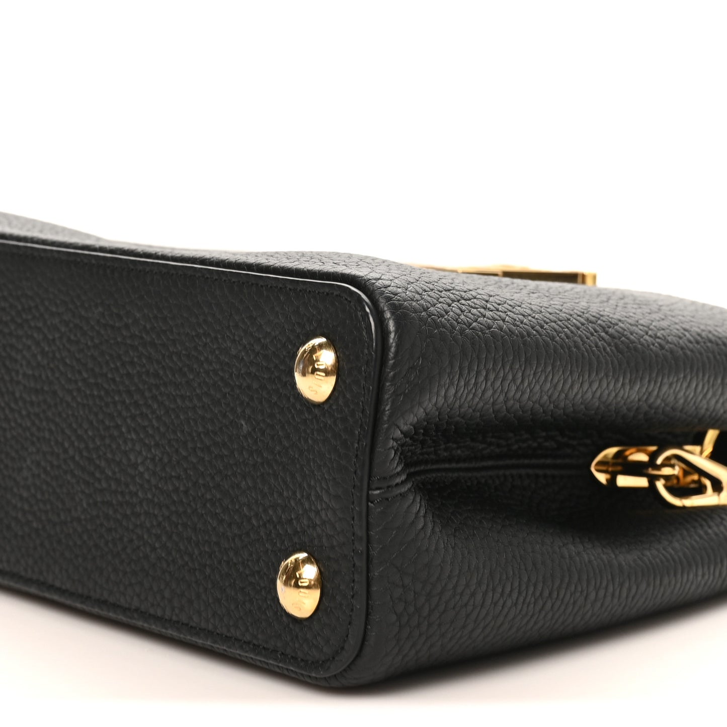 Taurillon Mother of Pearl Capucines BB Black