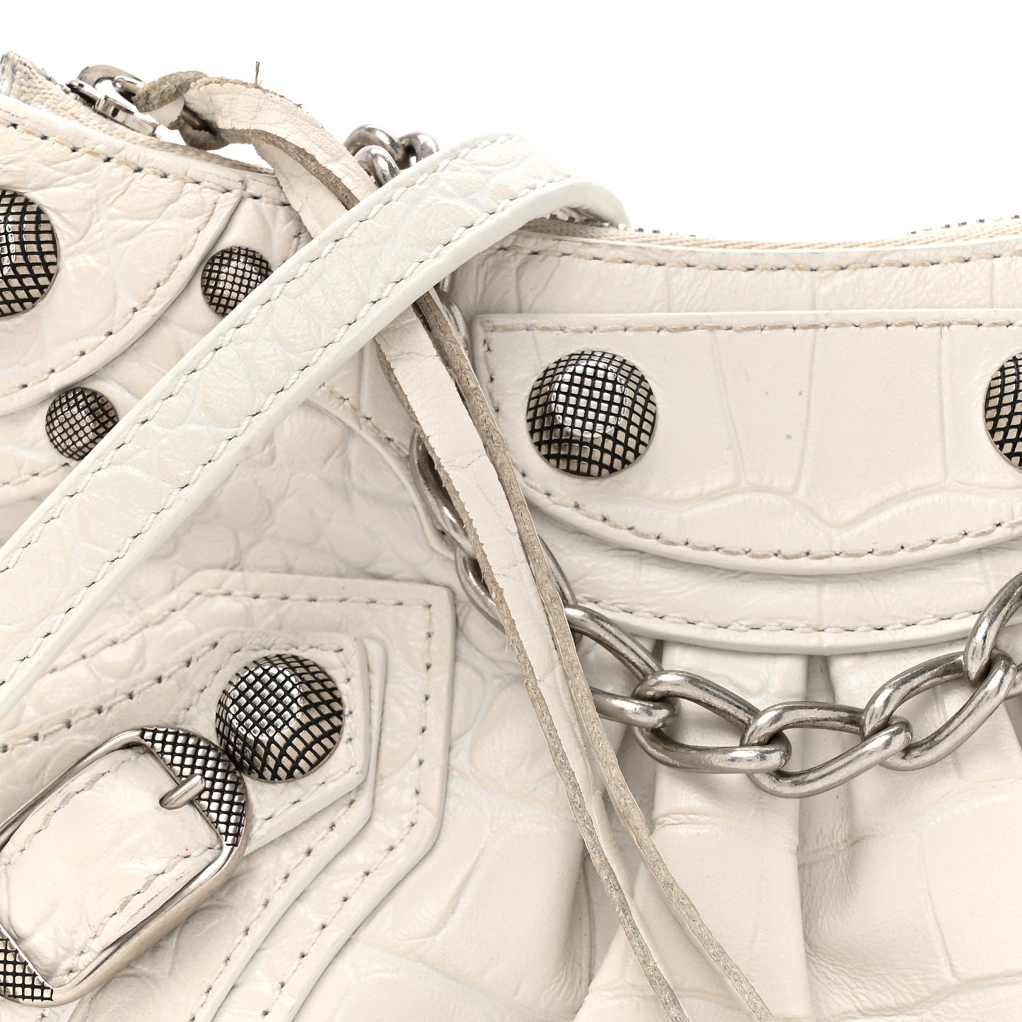 Extra Supple Calfskin Crocodile Embossed Le Cagole Mini Purse With Chain White