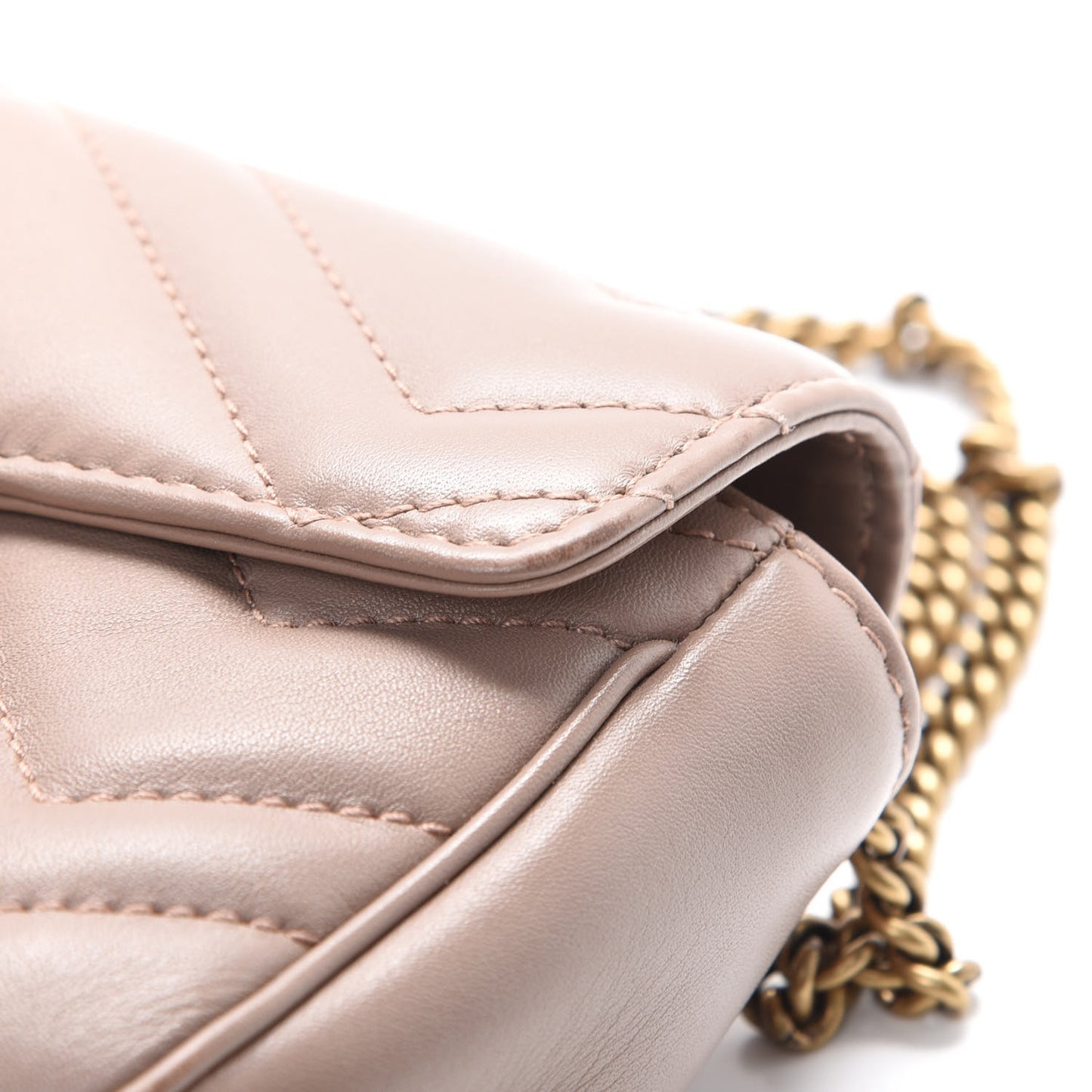 Calfskin Matelasse Super Mini GG Marmont Shoulder Bag Porcelain Rose
