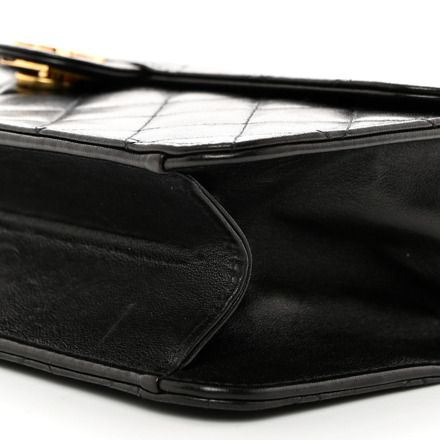 Lambskin Quilted Medium Single Flap Black