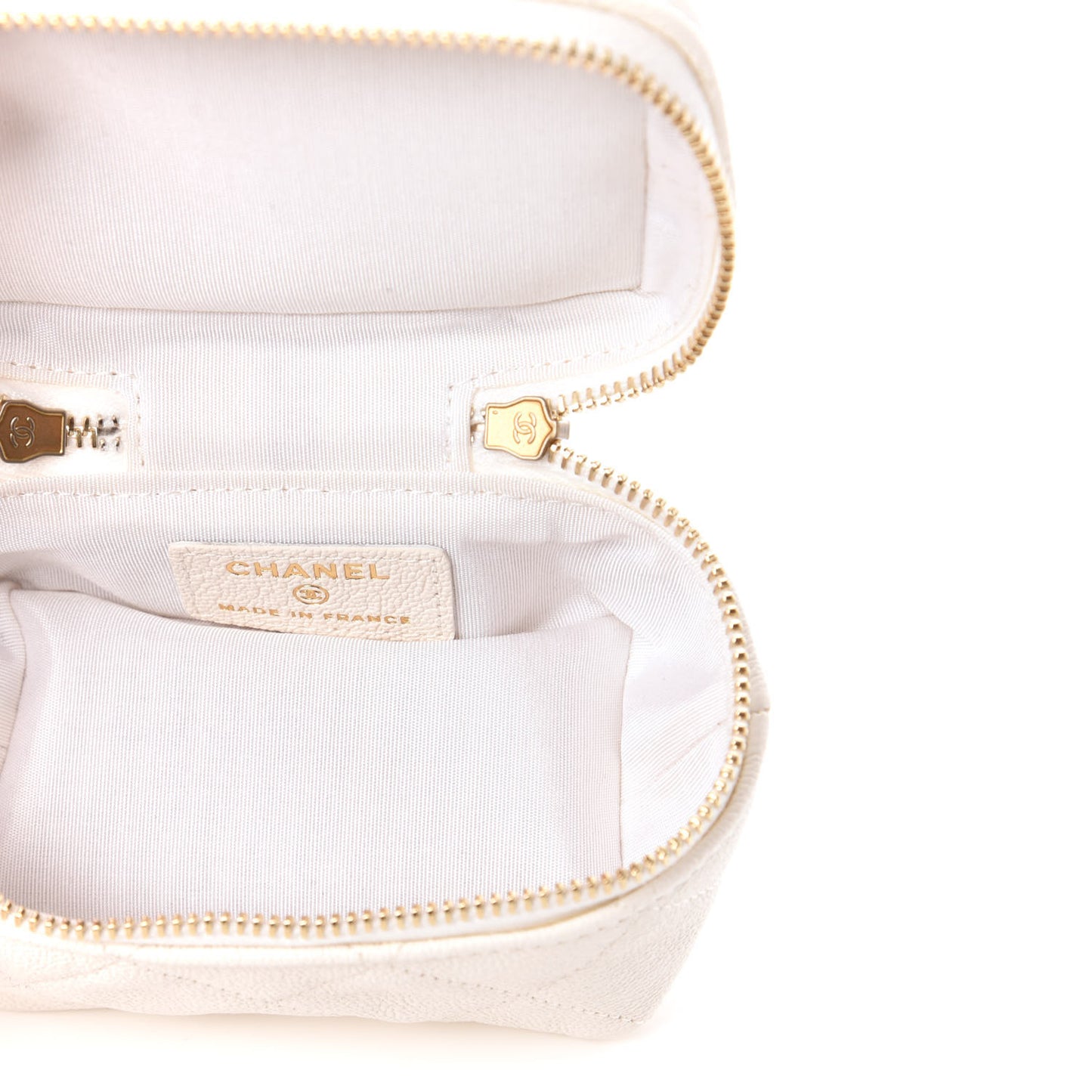 Caviar Quilted Mini Top Handle Vanity With Chain White