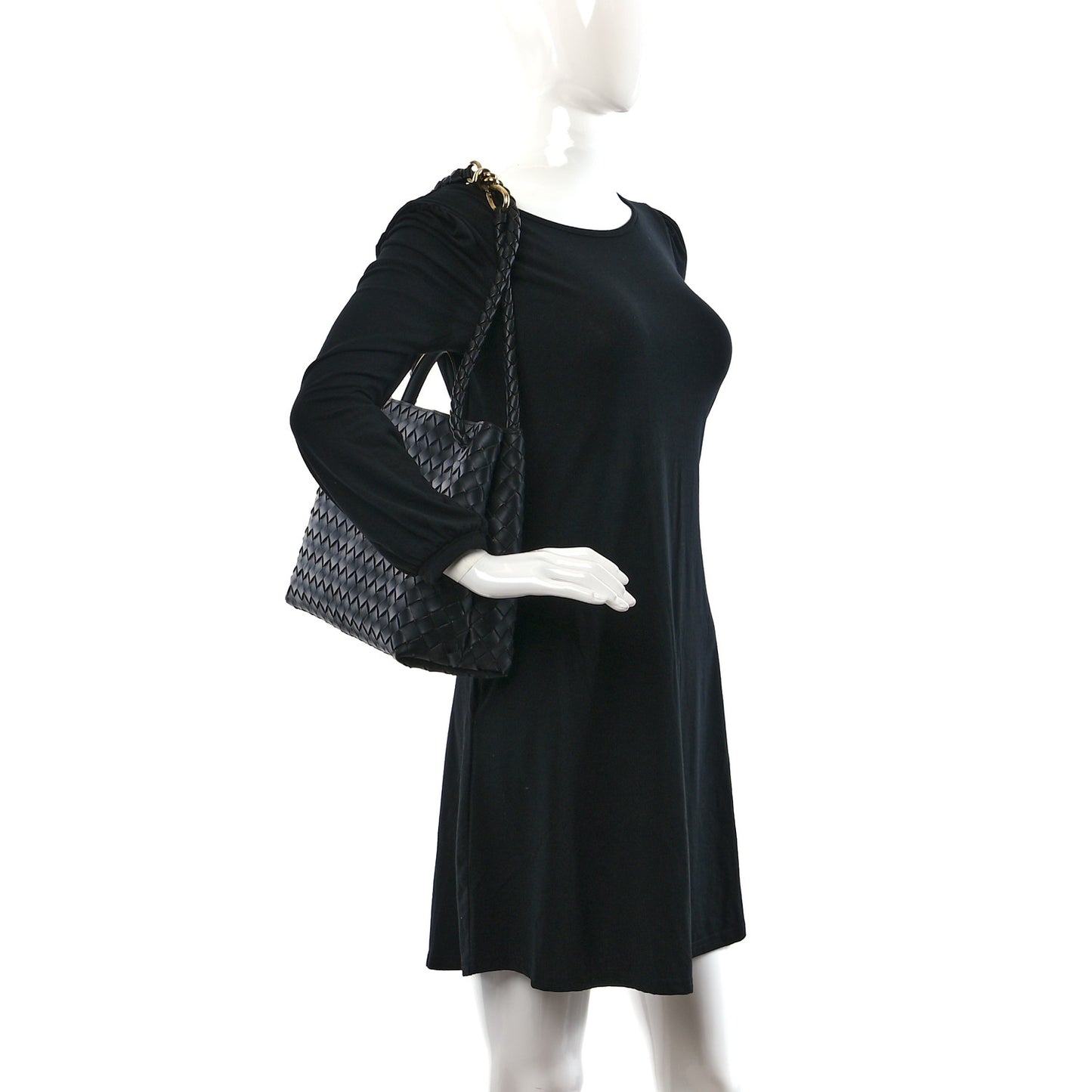 Nappa Intrecciato Medium Andiamo Shoulder Bag Black