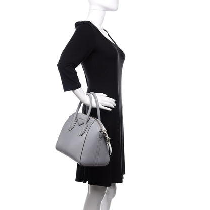 Givenchy Sugar Goatskin Small Antigona Pearl Grey 3 of 14