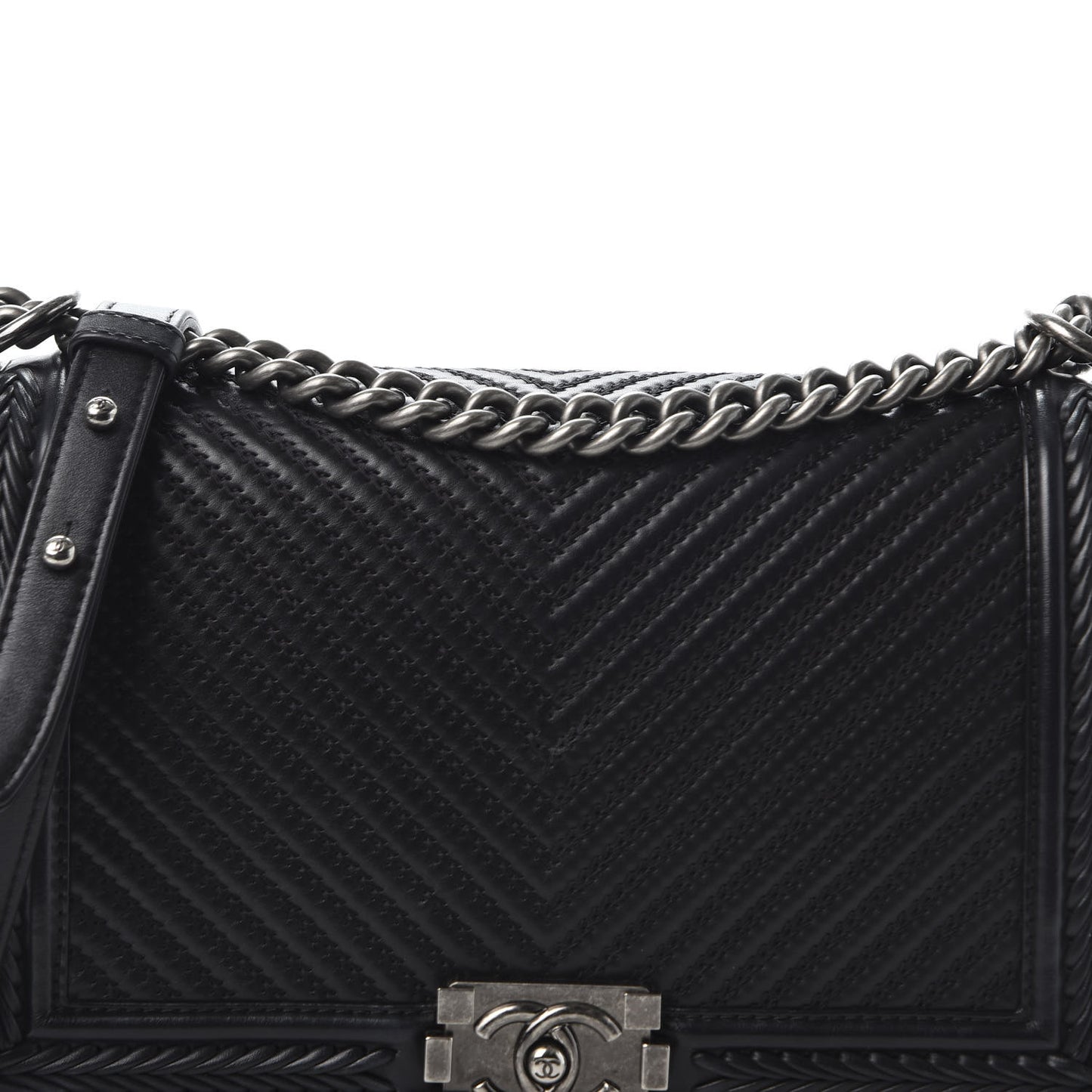 Calfskin Chevron Quilted New Medium Braided Boy Flap Black
