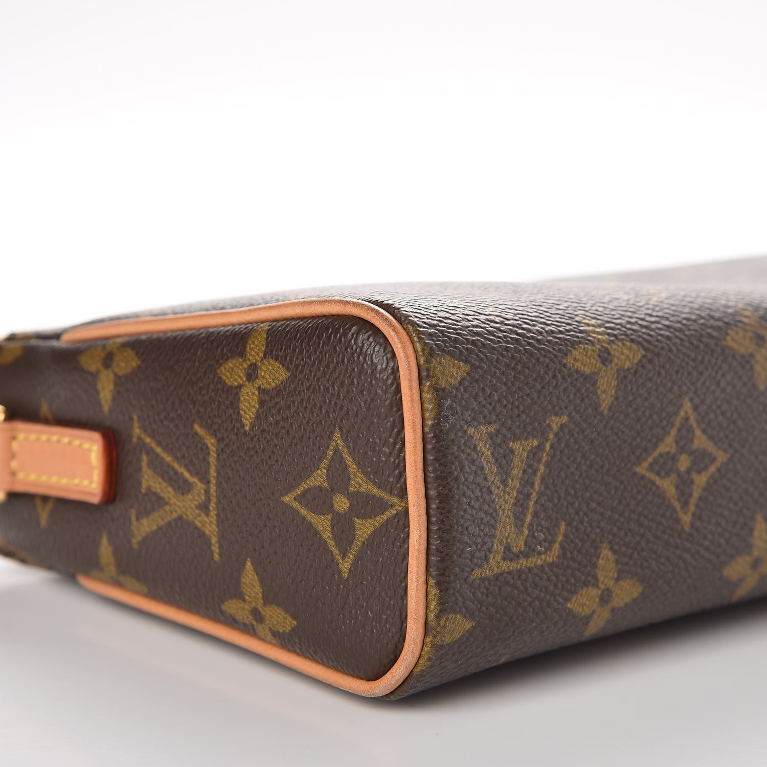 Louis Vuitton Monogram Recital 8 of 9