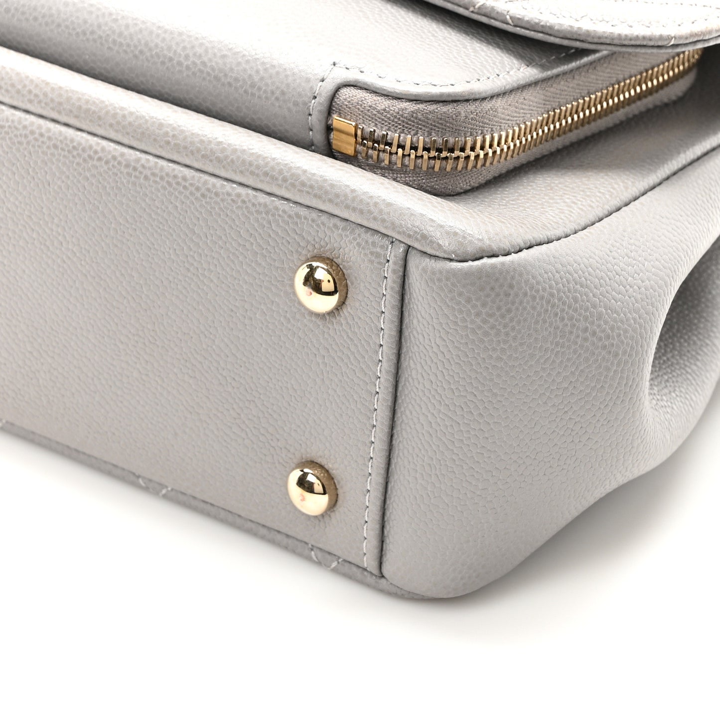 Caviar Quilted Medium Business Affinity Flap Grey