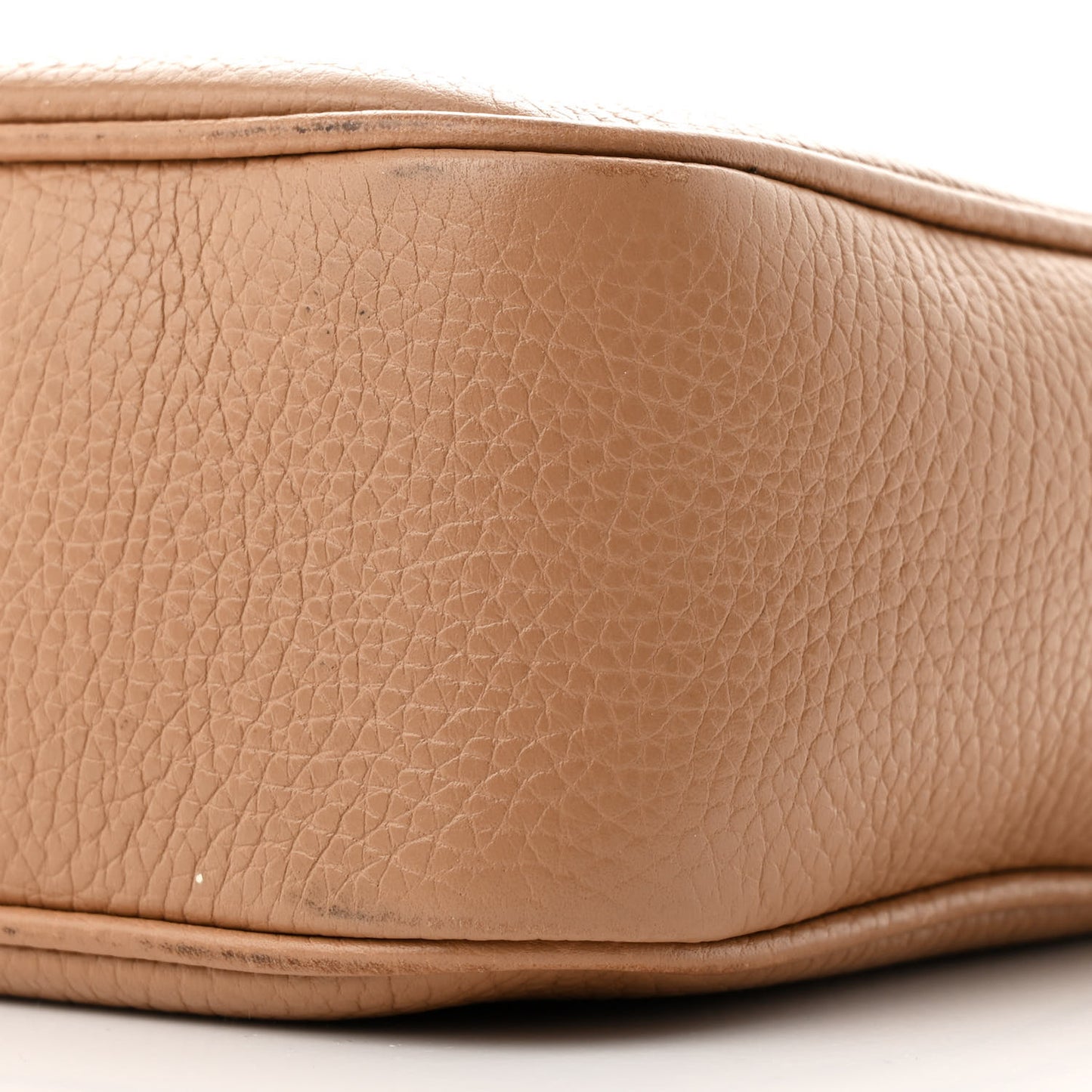 Pebbled Calfskin Small Soho Disco Bag Camelia