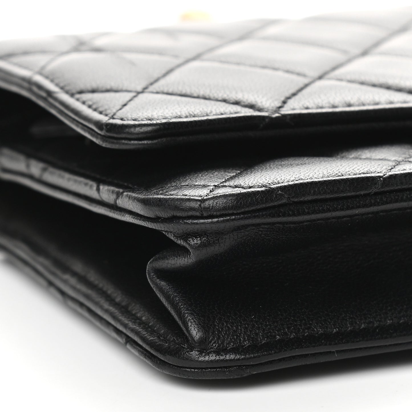 Lambskin Quilted CC Pearl Crush Wallet on Chain WOC Black