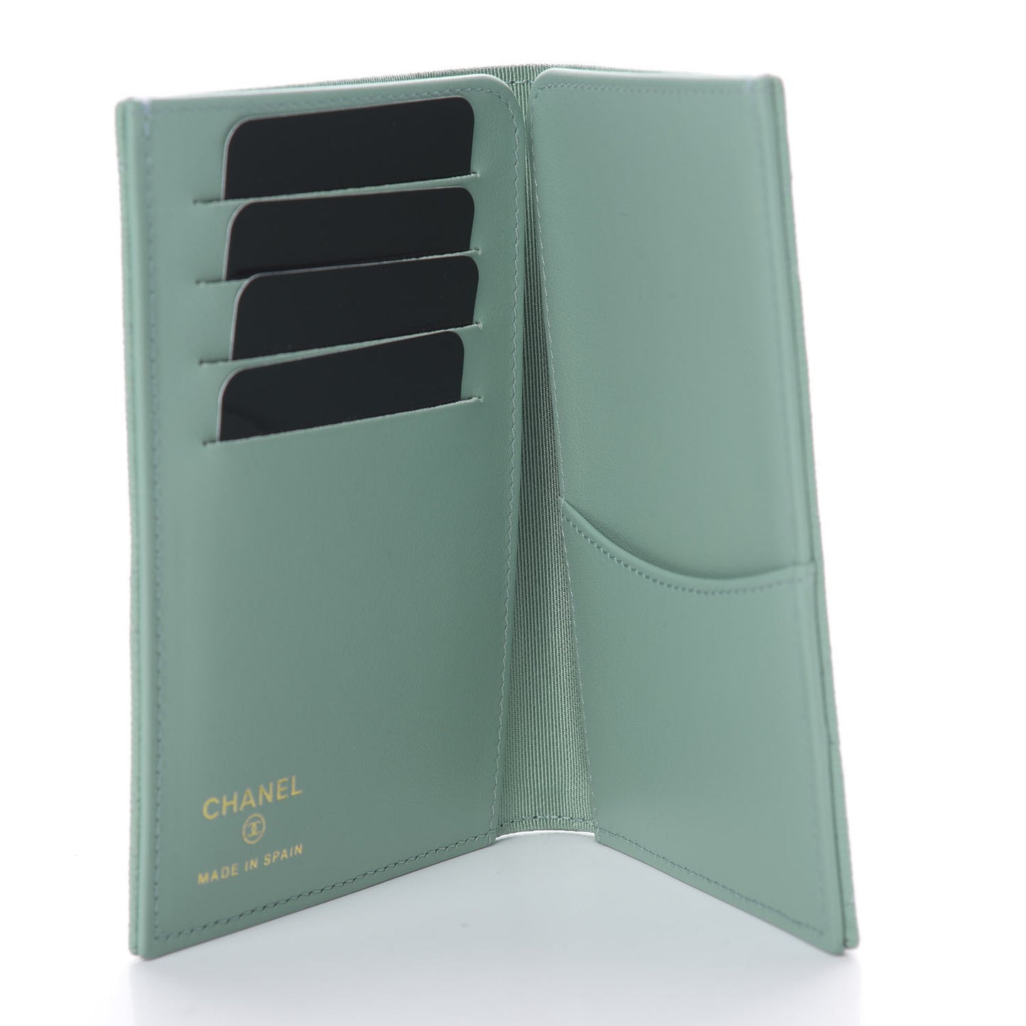 Caviar Quilted Passport Holder Green