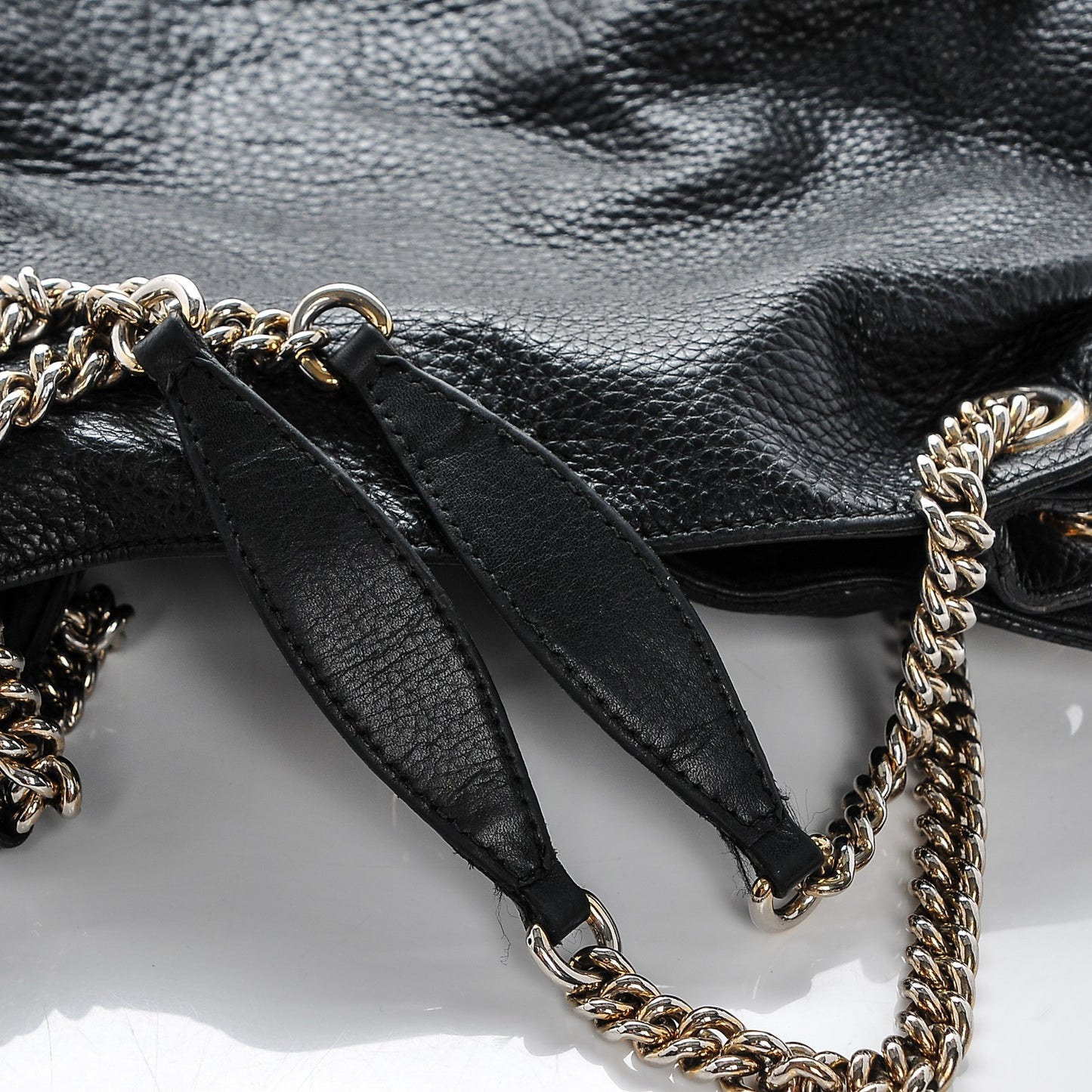 Pebbled Calfskin Medium Soho Chain Shoulder Bag Black