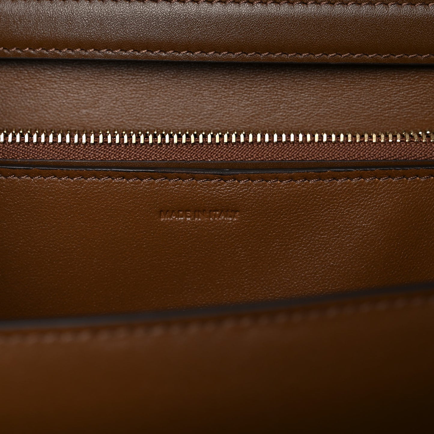 Box Calfskin Medium Classic Box Flap Bag Camel