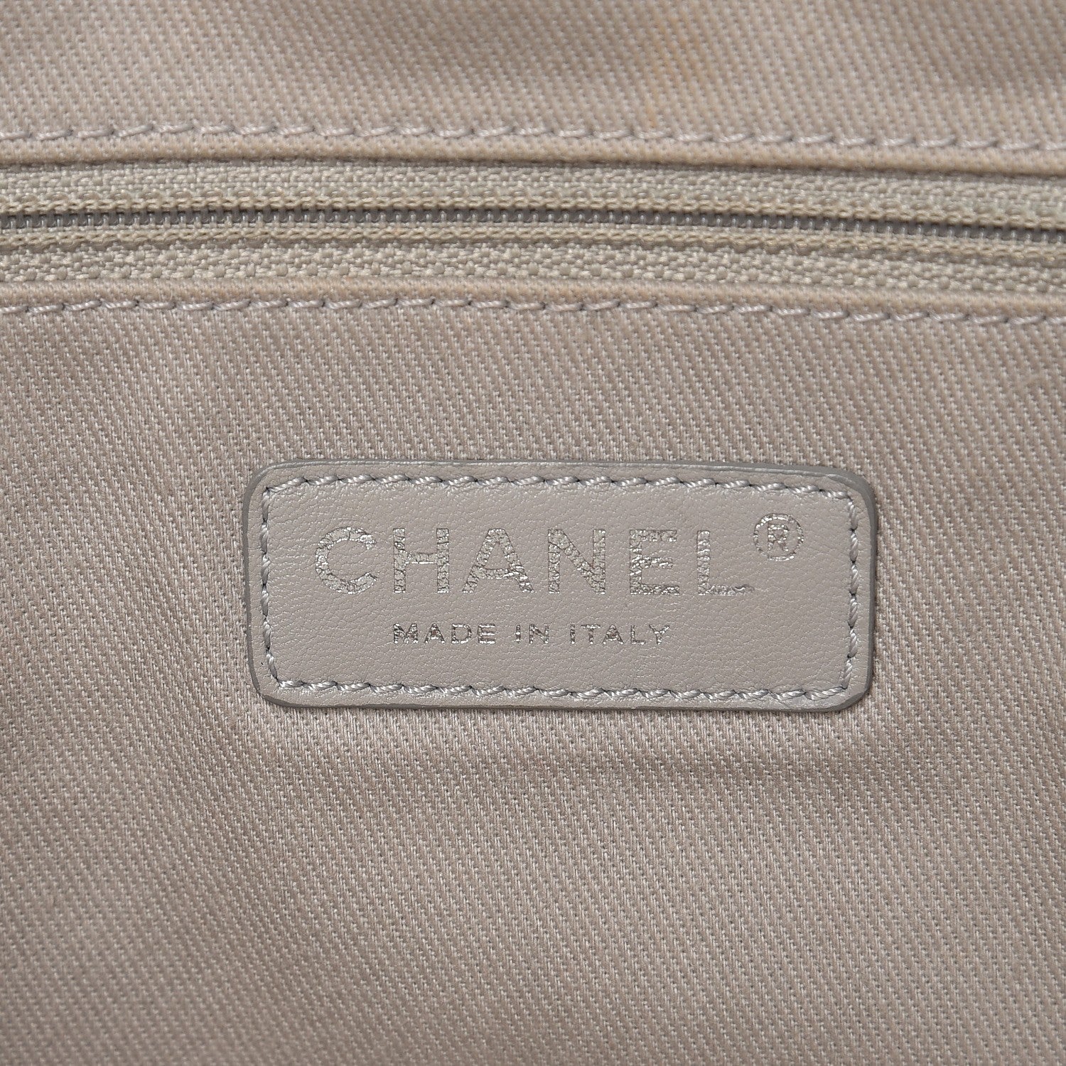 Chanel Caviar Quilted Jumbo Easy Flap Dark White 7 of 16