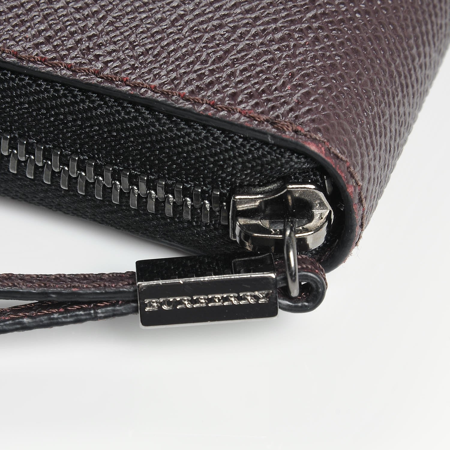 Burberry London Calfskin Elmore Zip Around Wallet Wine 4 of 9