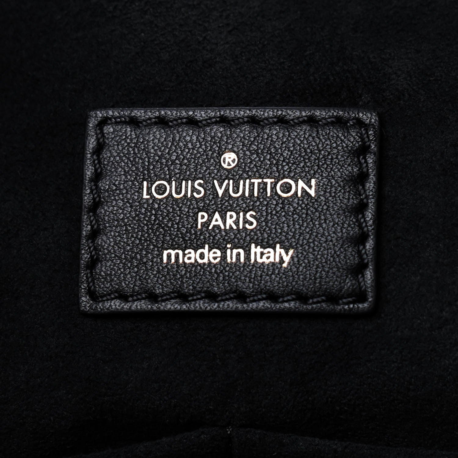 Louis Vuitton Reverse Monogram Triangle Softy 8 of 9