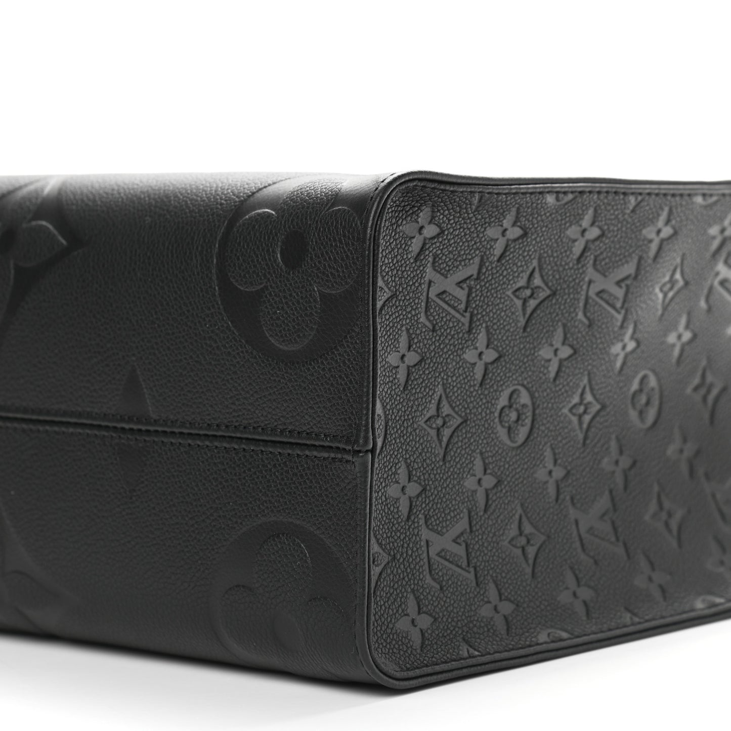 Empreinte Monogram Giant Onthego MM Black
